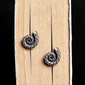 Unique Octopus Tentacle Stud Earrings| Perfect Jewelry Gift For Ocean Lover